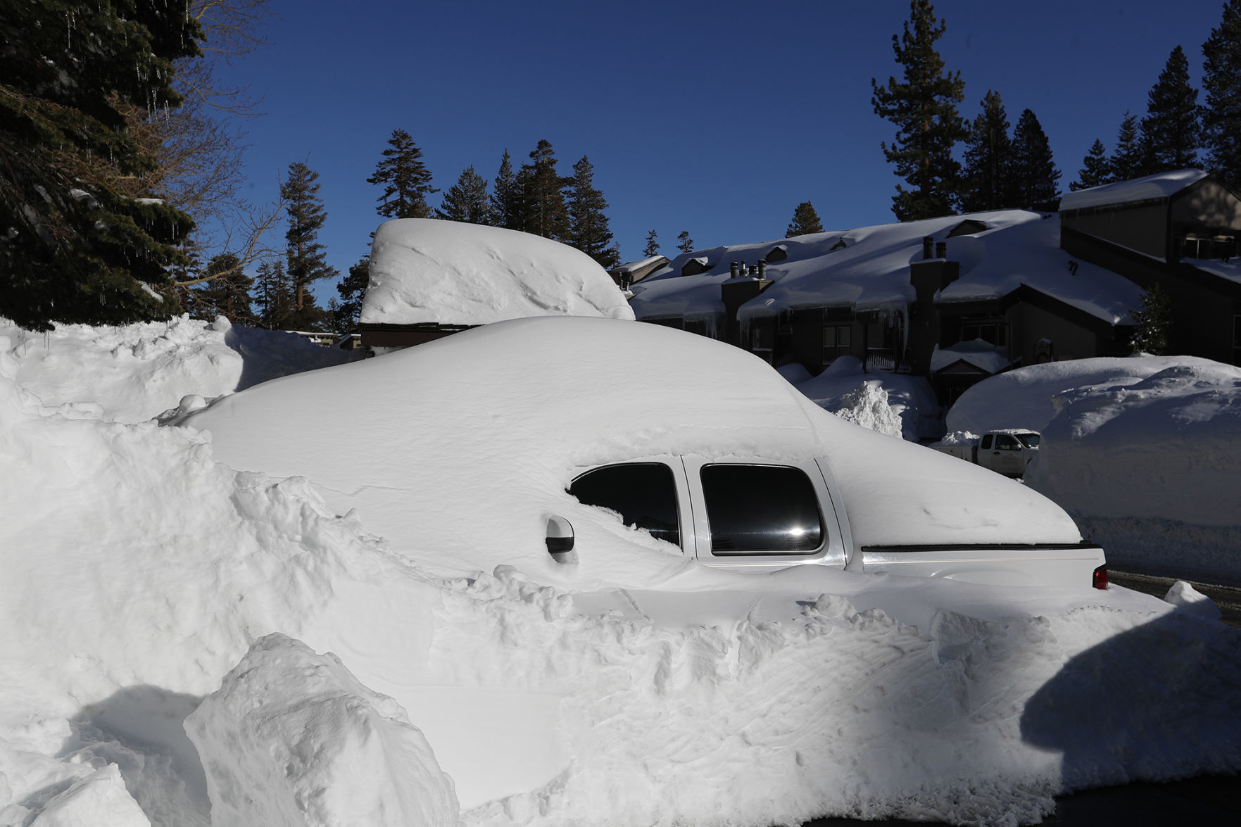 10 feet of snow in Mammoth Lakes
